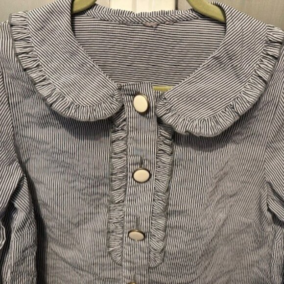 Vintage pilgrim collar seersucker blouse with large white buttons - Picture 8 of 16